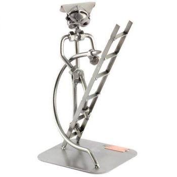 FEUERWEHRMANN MIT LEITER