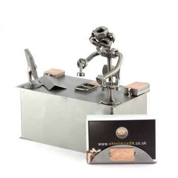 BEAMTER MIT VISITENKARTEN-HALTER