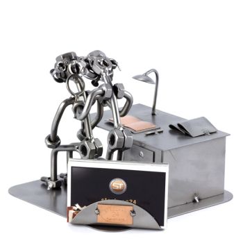 HAUTARZT MIT VISITENKARTENHALTER